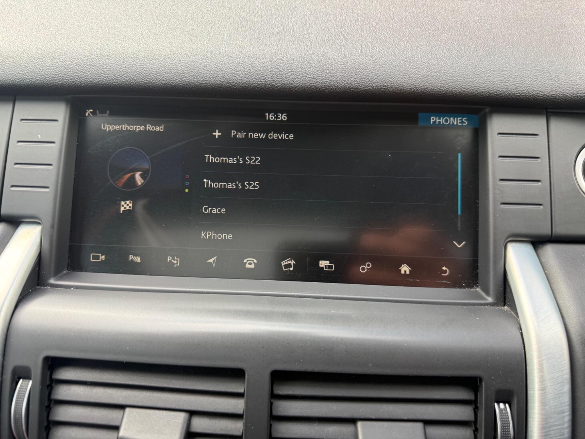 Land Rover DISCOVERY SPORT - Image 10