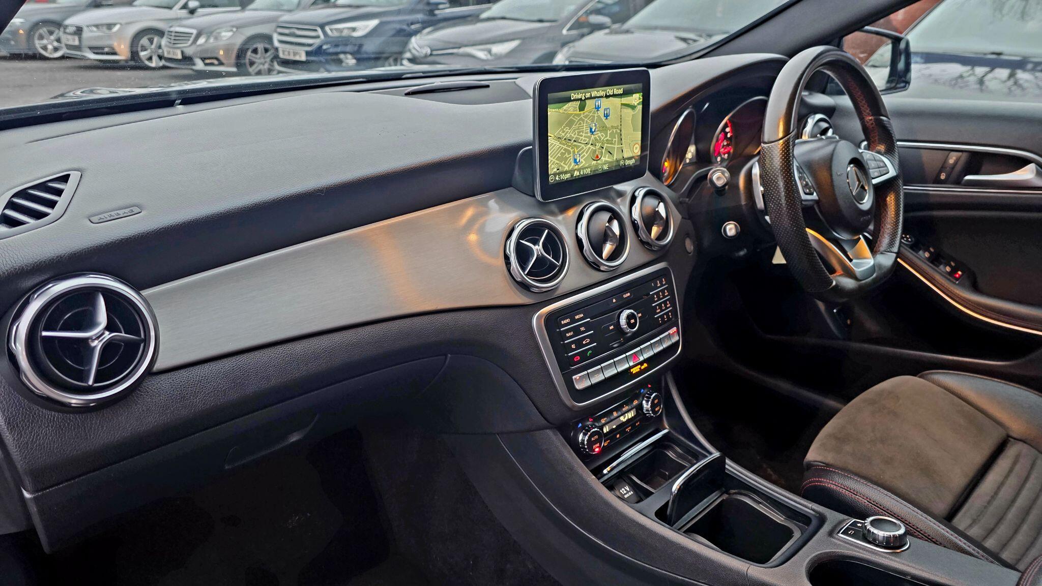Mercedes GLA - Image 14