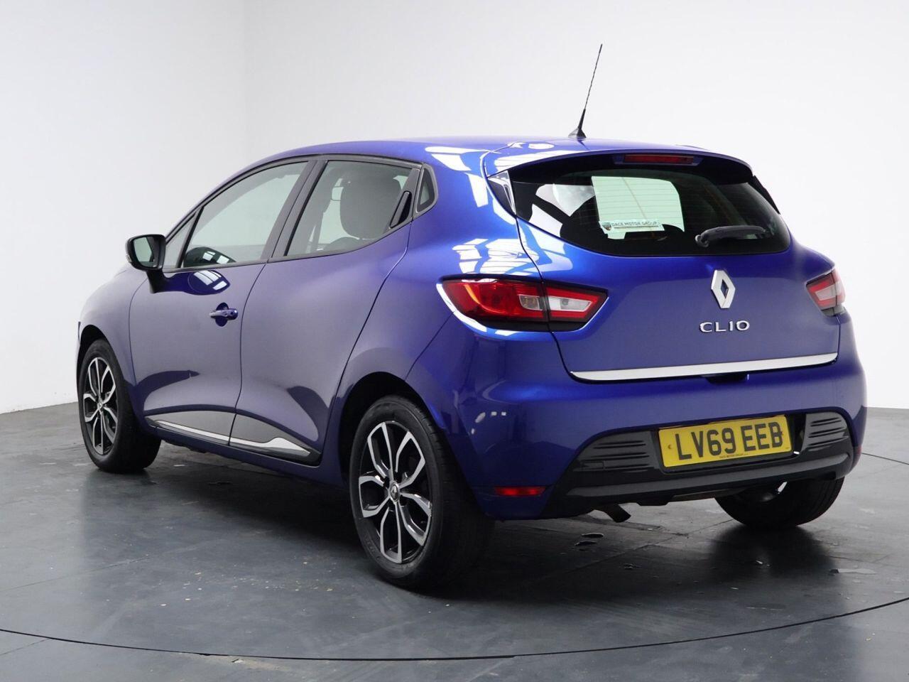 Renault Clio - Image 9