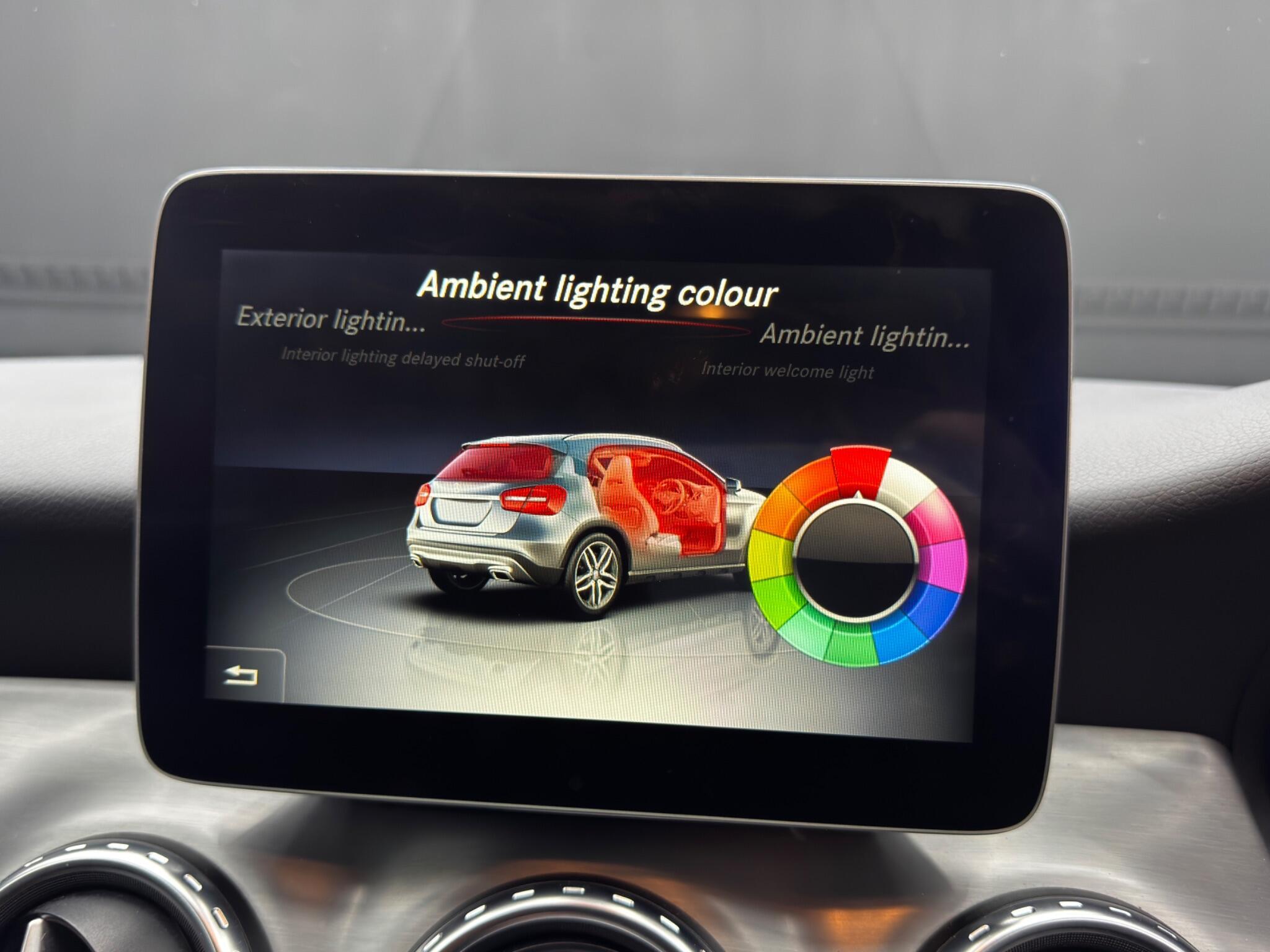 Mercedes GLA - Image 34