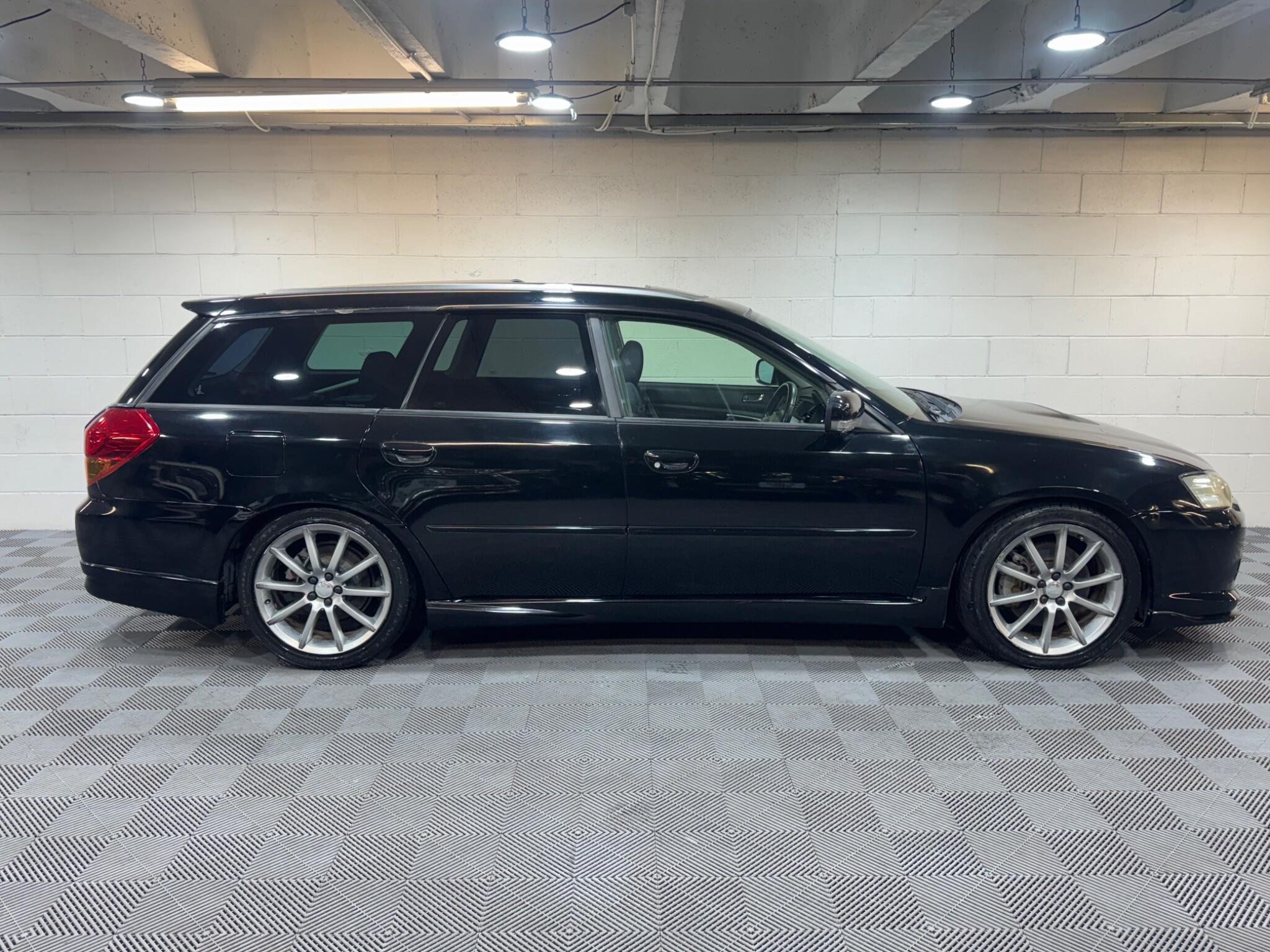 Subaru Legacy - Image 5