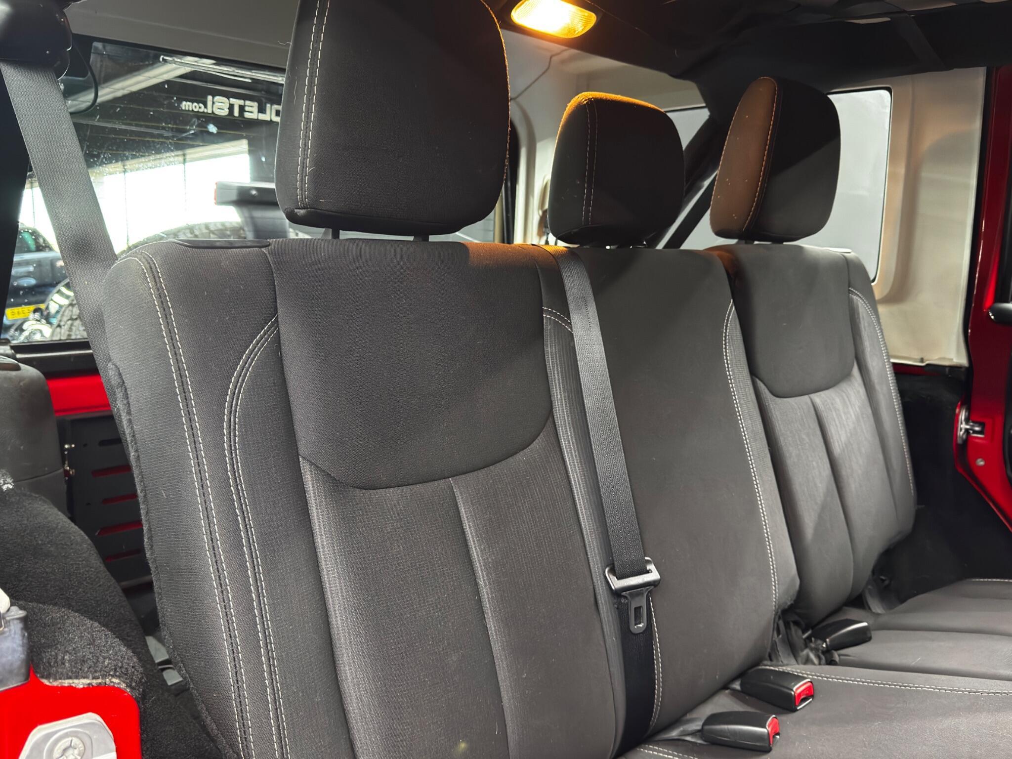 Jeep Wrangler - Image 15