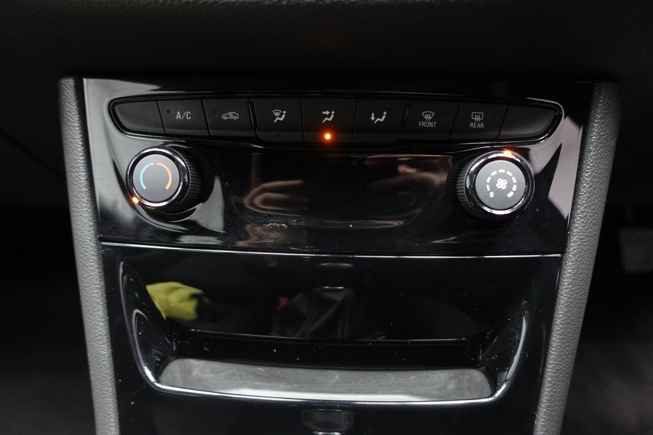 Vauxhall Astra - Image 32