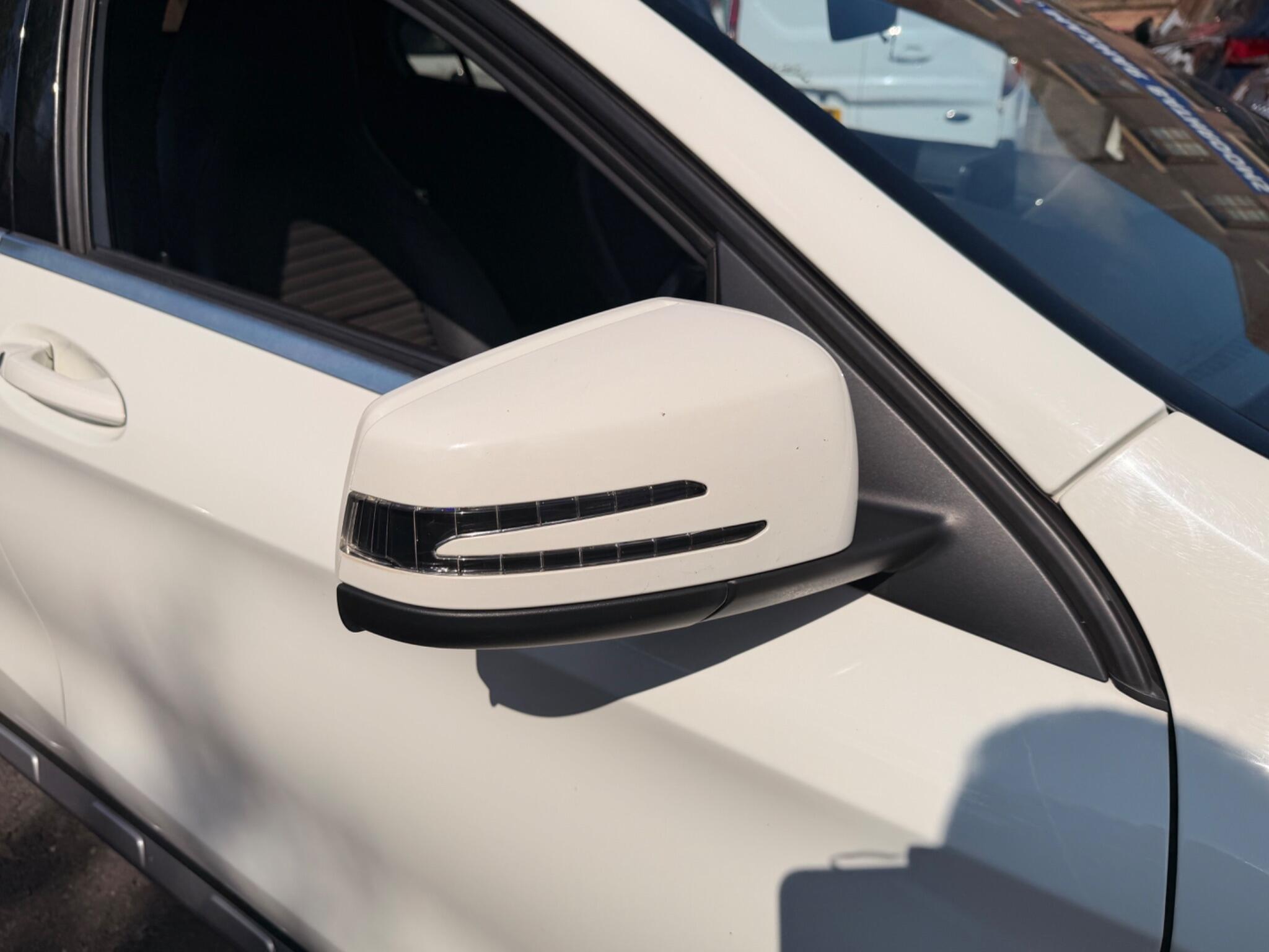 Mercedes GLA - Image 14