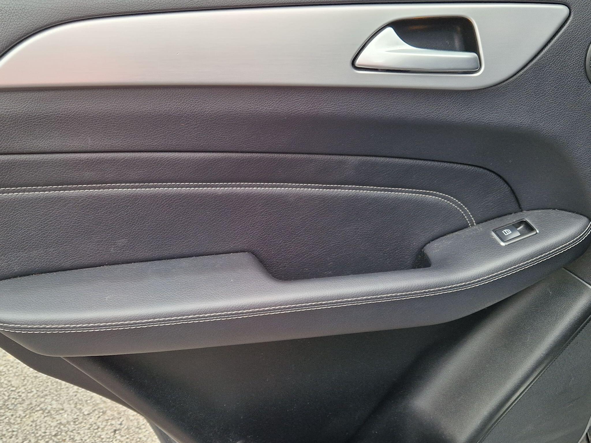 Mercedes M Class - Image 51