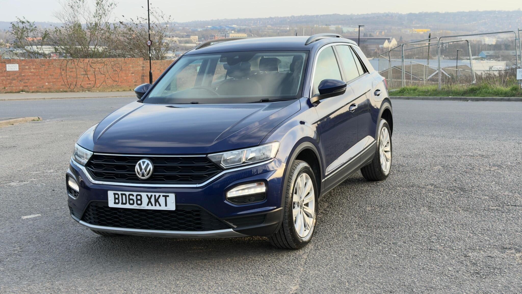 Volkswagen T-Roc - Image 3