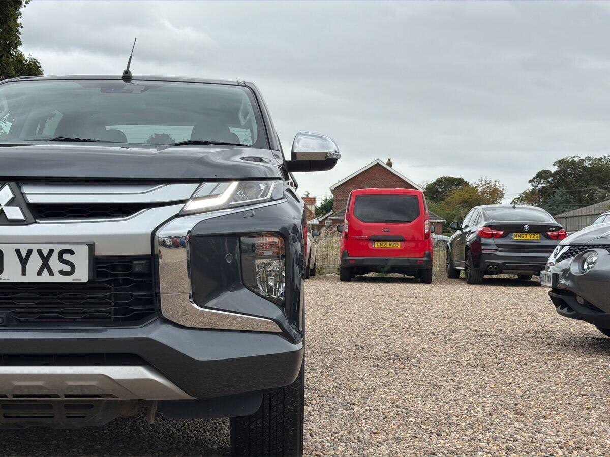 Mitsubishi L200 - Image 13