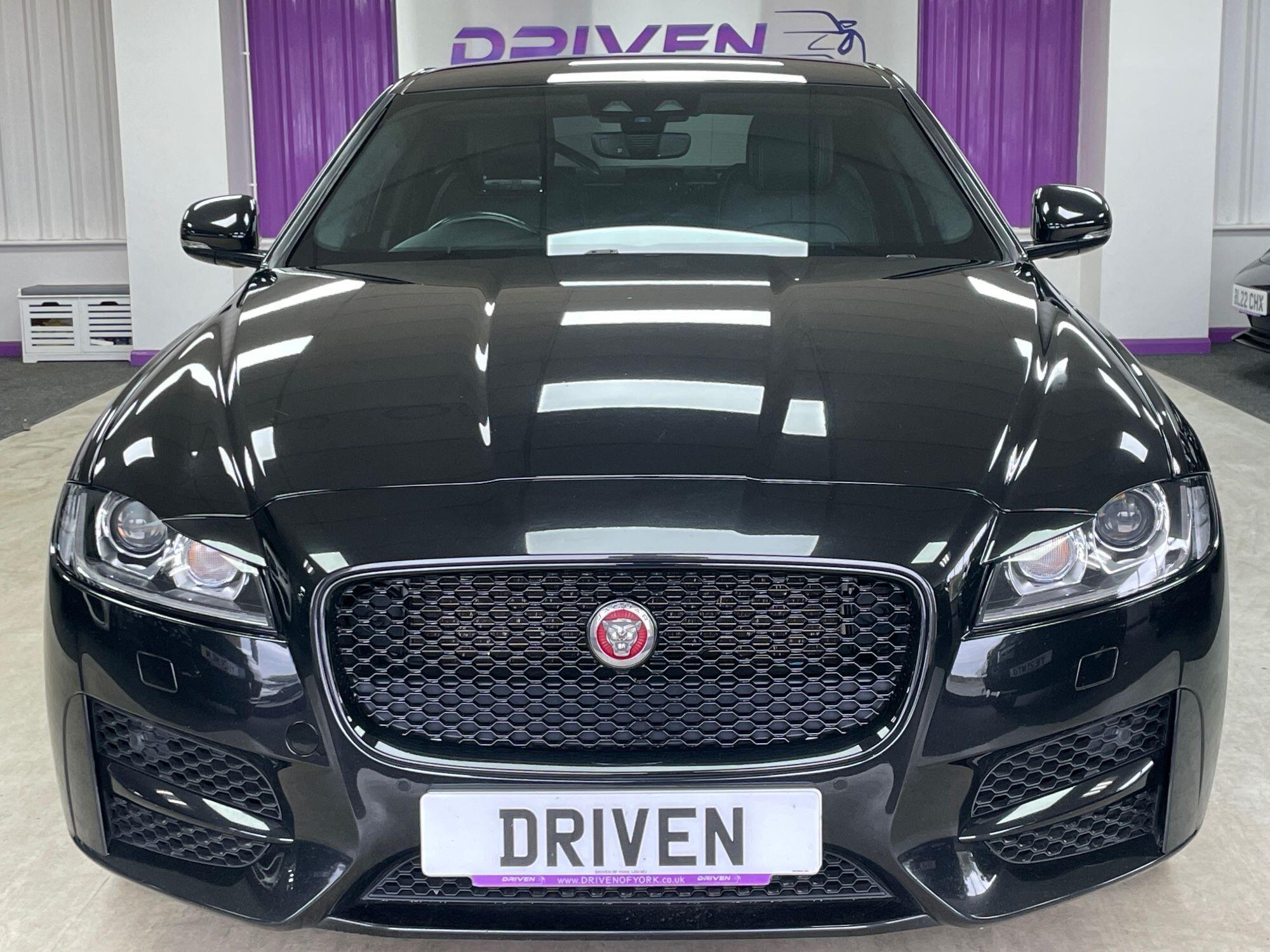Jaguar XF - Image 6