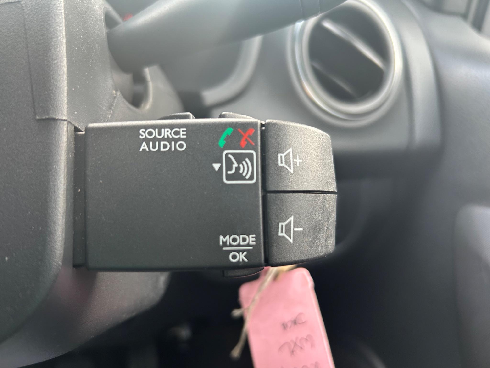 Dacia Sandero Stepway - Image 42