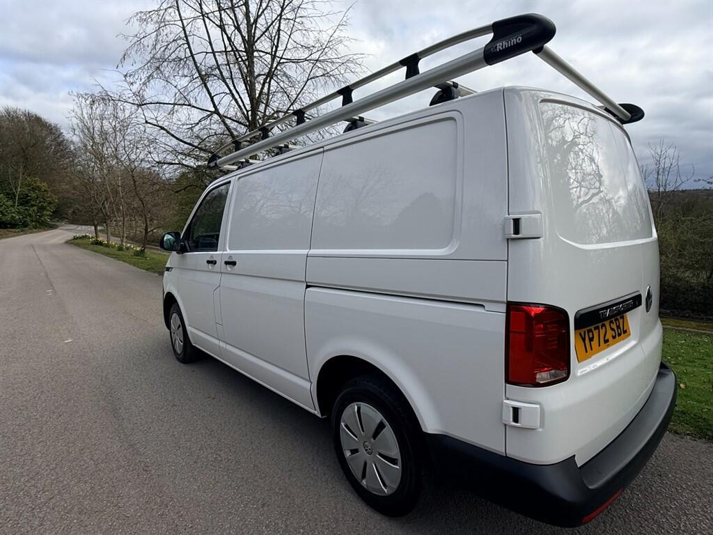 Volkswagen Transporter - Image 12