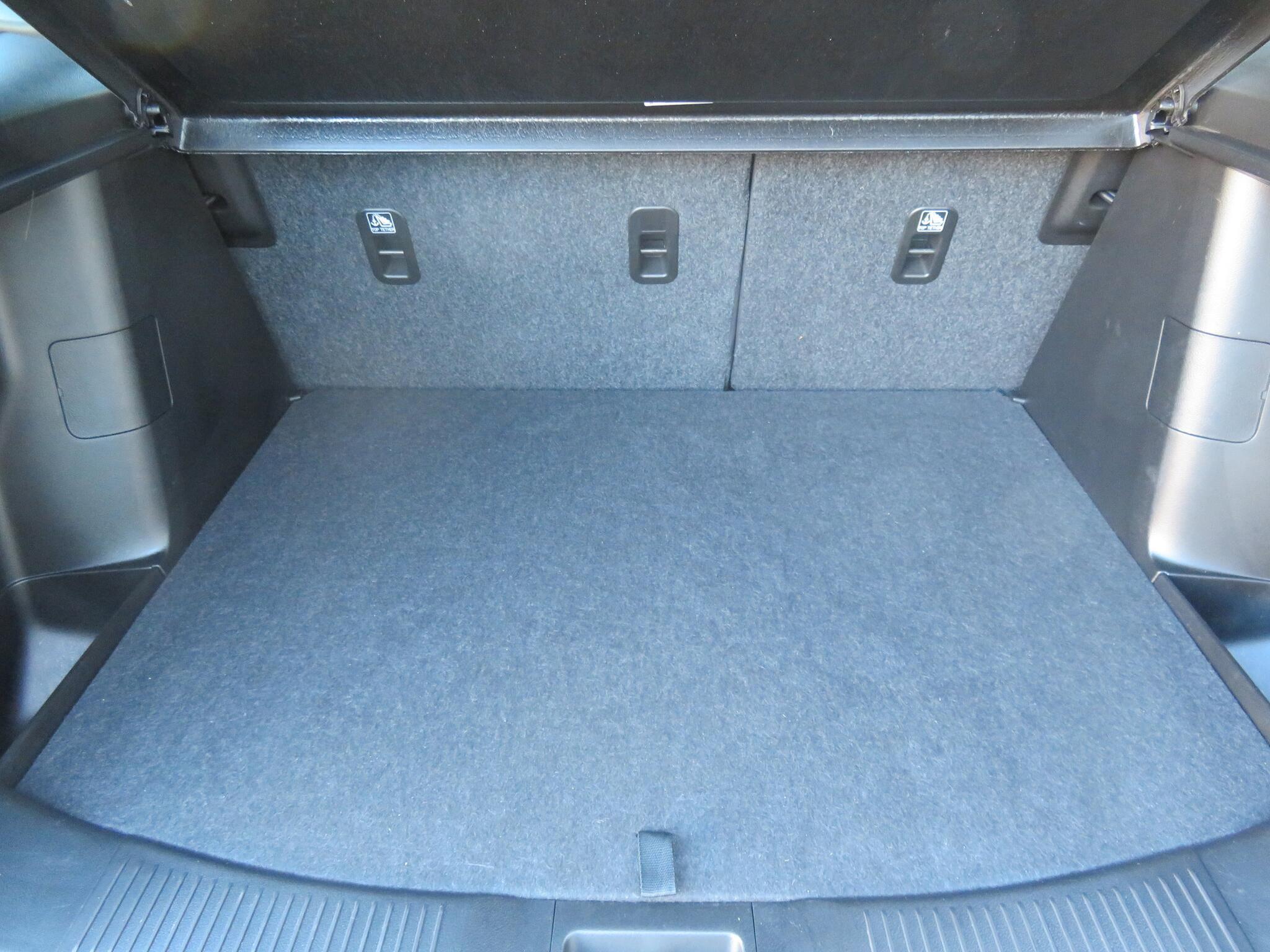 Suzuki S-Cross - Image 10