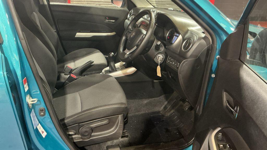 Suzuki Vitara - Image 5