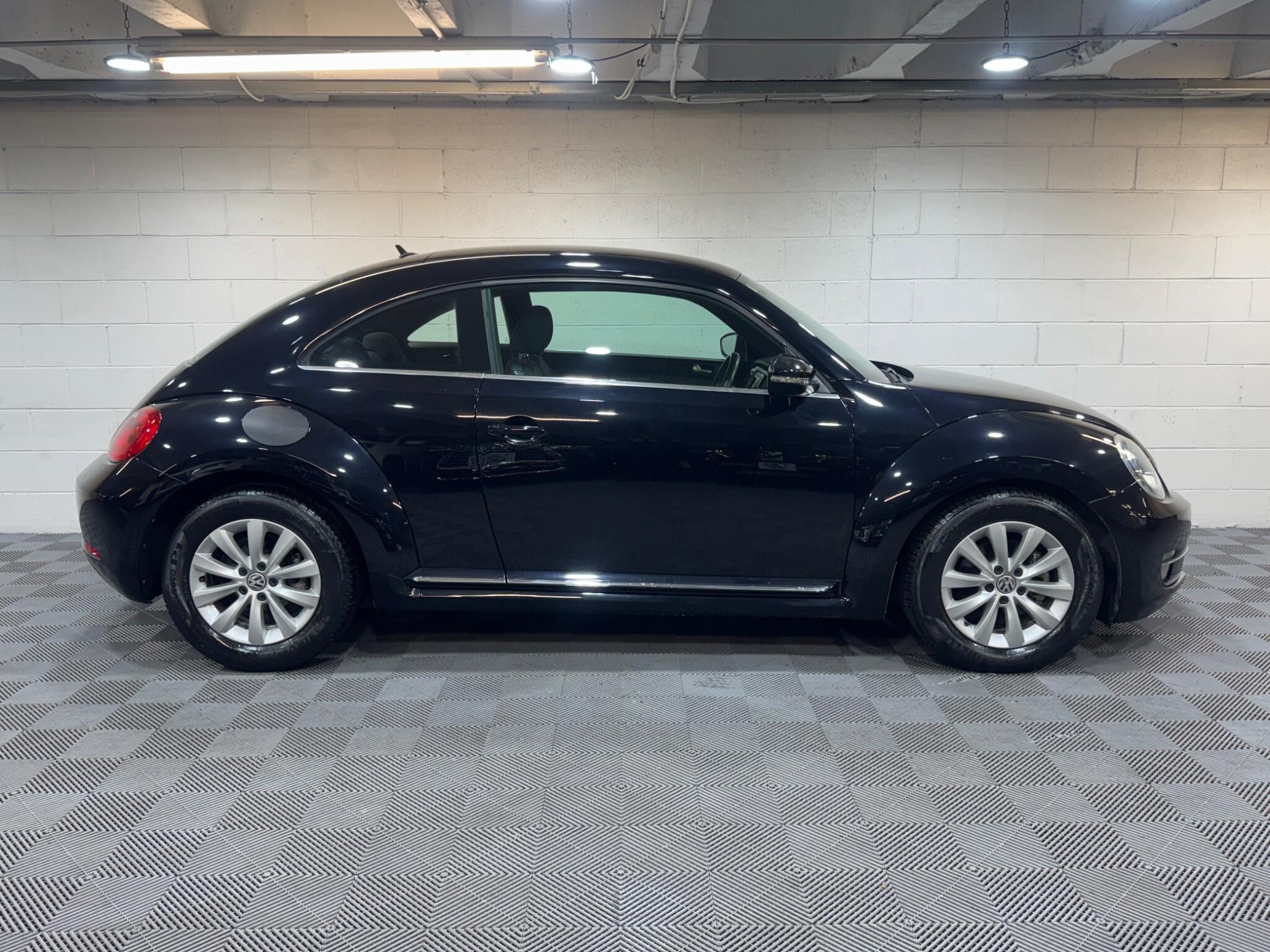 Volkswagen Beetle - Image 5