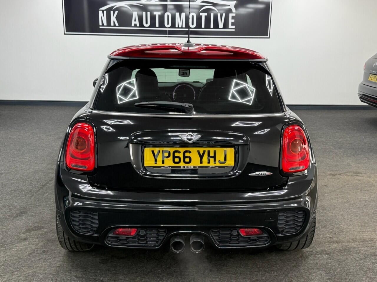 MINI Hatch - Image 7