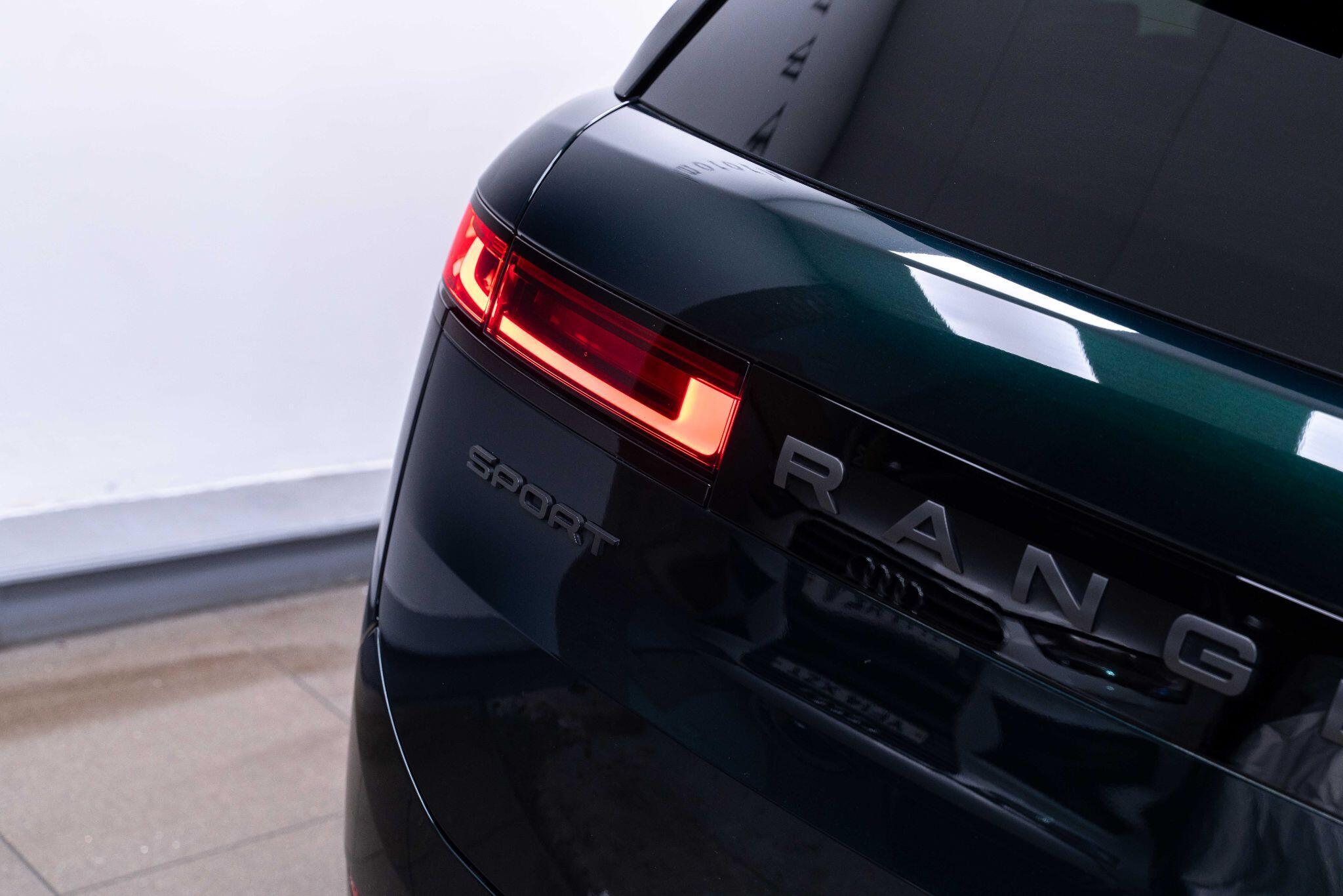 Land Rover RANGE ROVER SPORT - Image 10