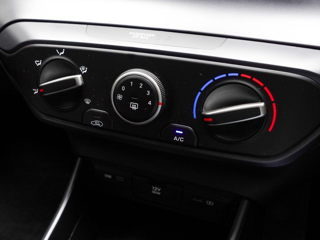 Hyundai i20 - Image 35