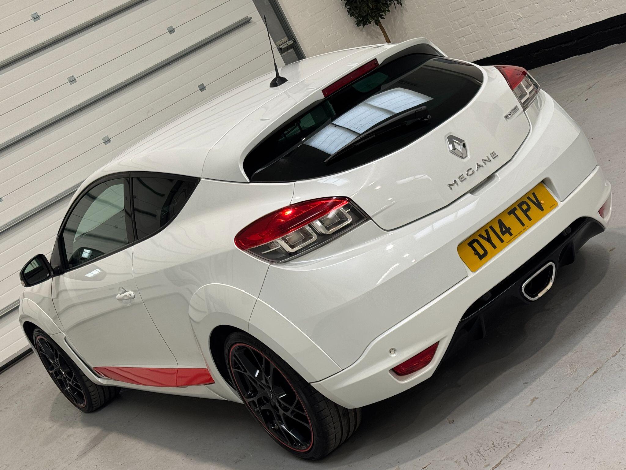 Renault Megane - Image 38