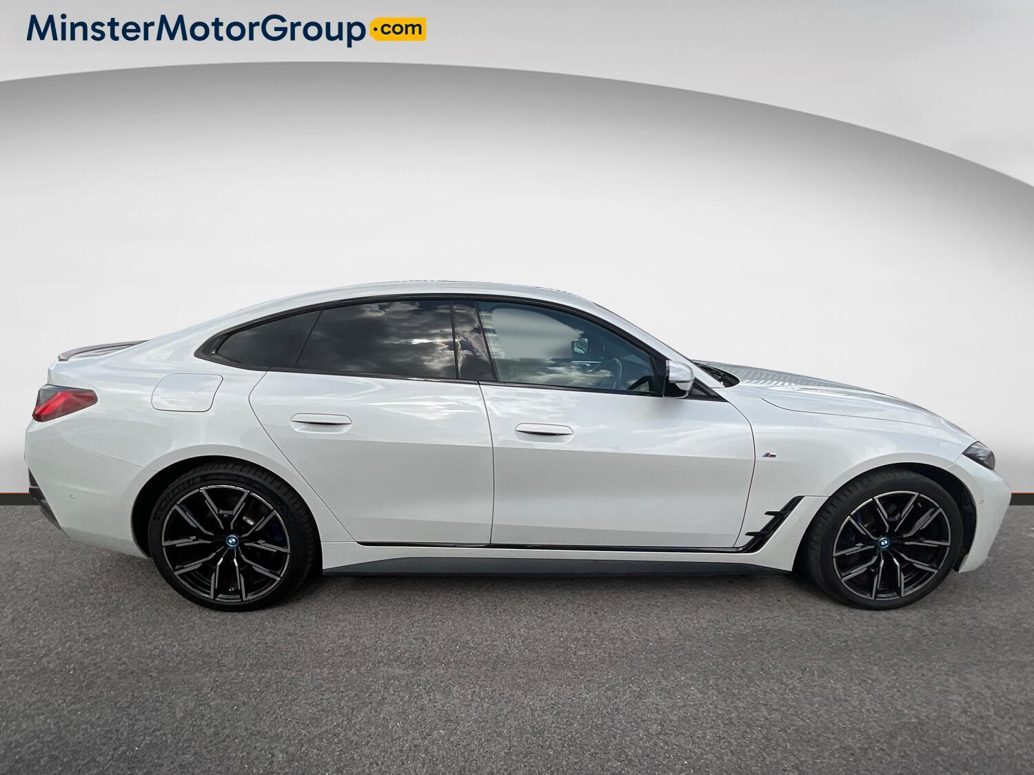 BMW I4 - Image 2