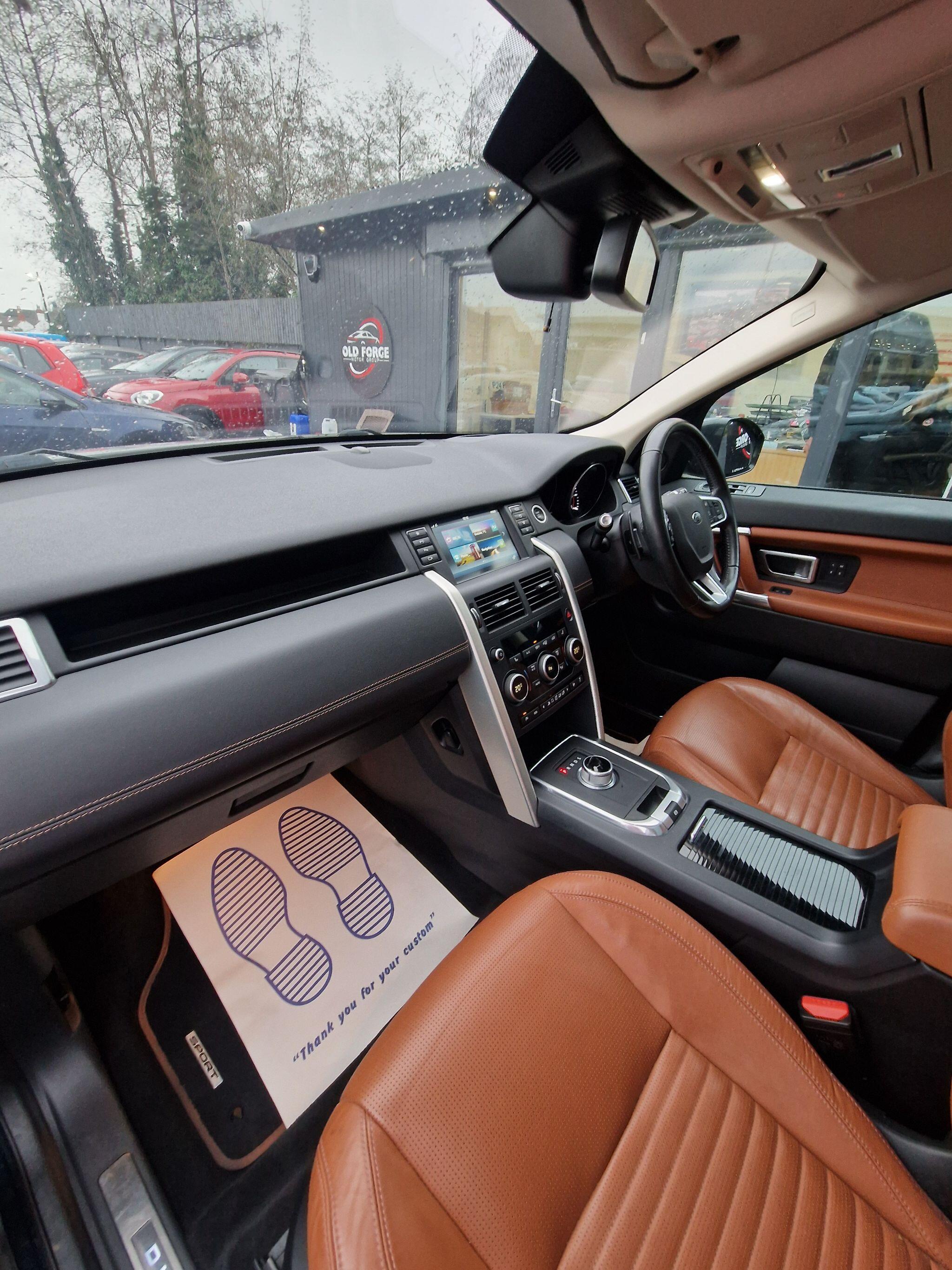 Land Rover DISCOVERY SPORT - Image 40