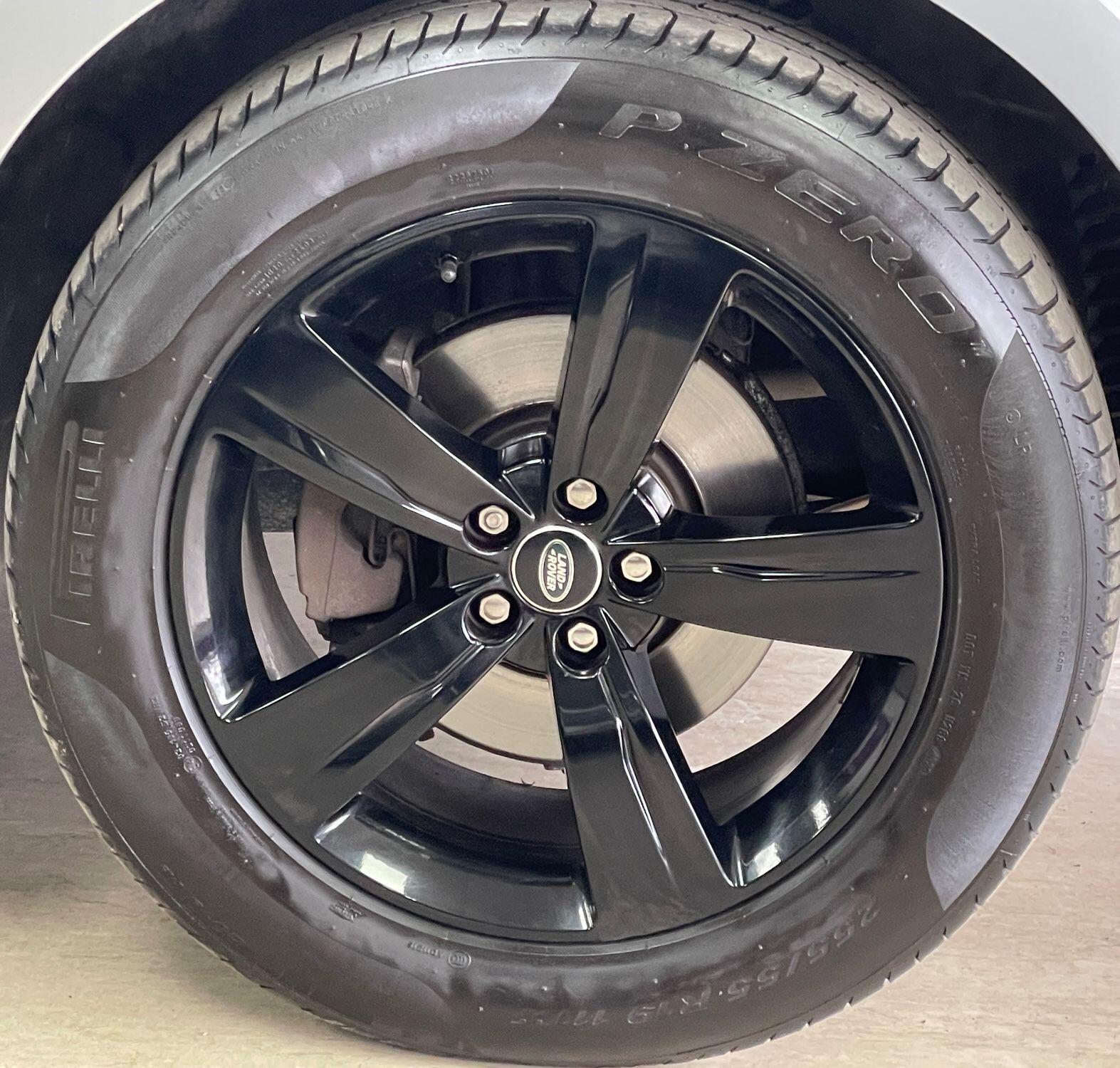 Land Rover Range Rover Velar - Image 14