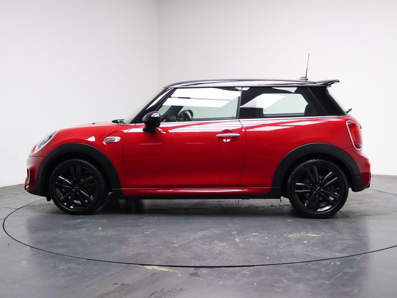 MINI Hatch - Image 8