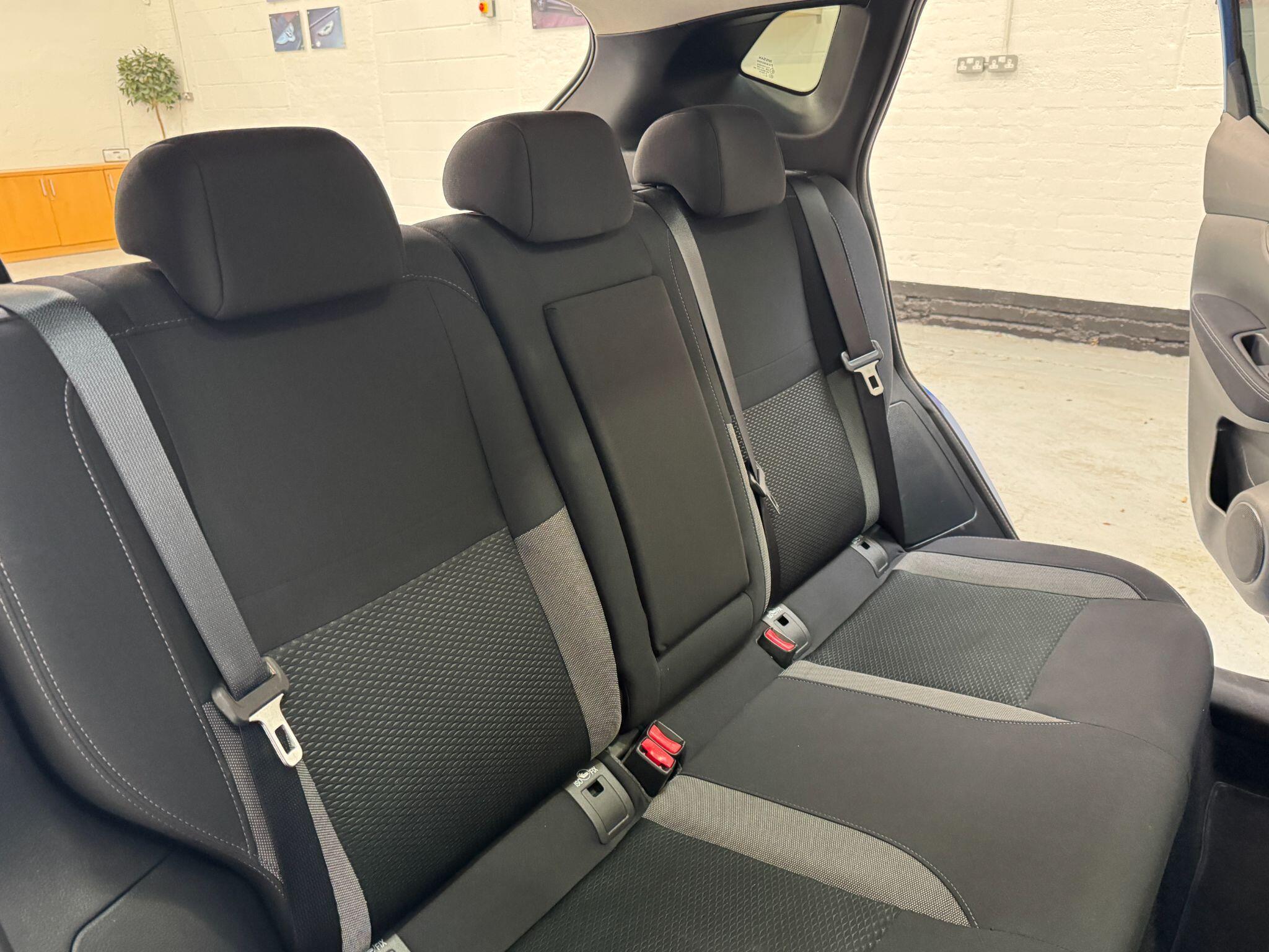 Nissan Qashqai - Image 21