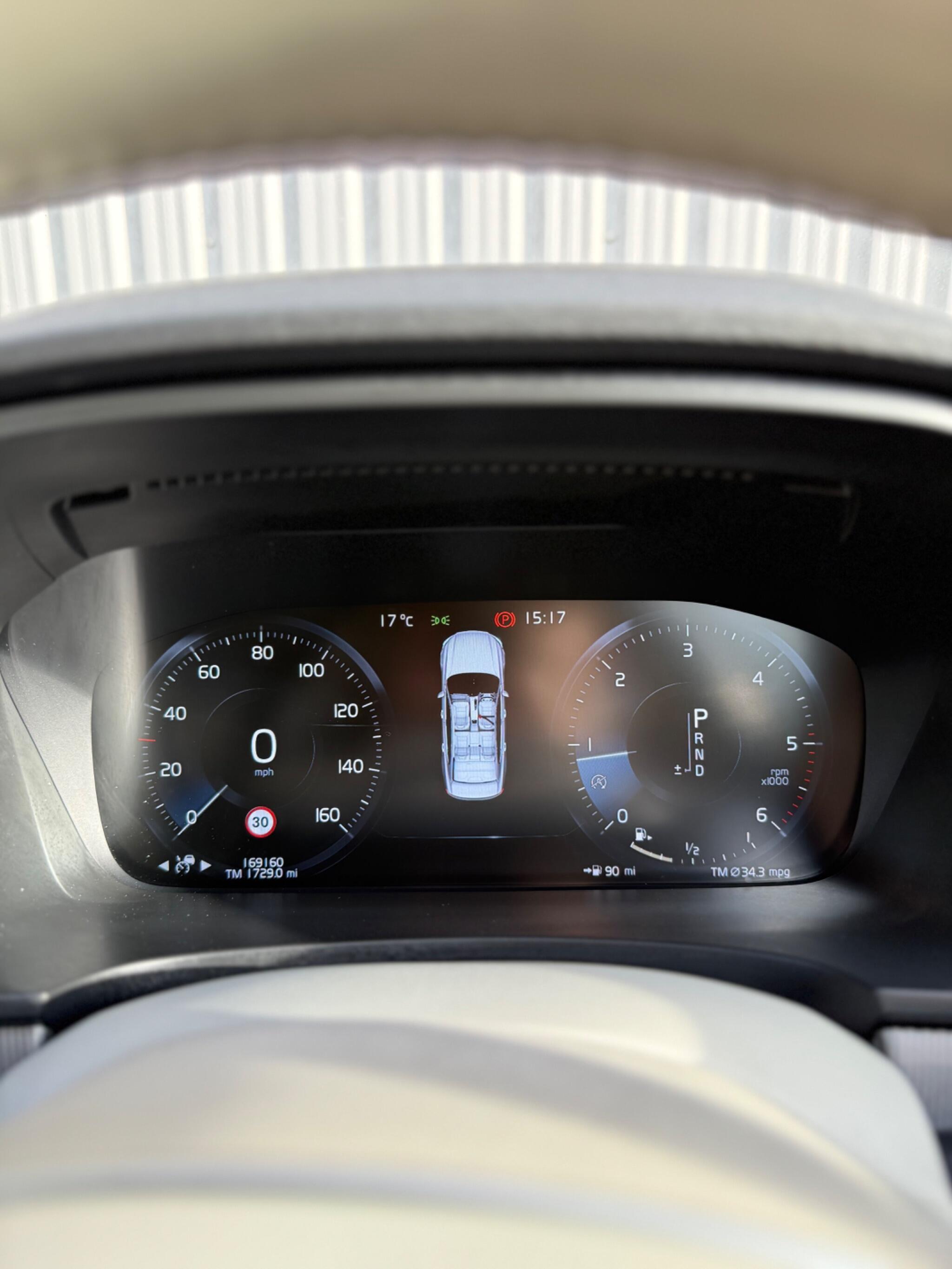 Volvo S90 - Image 43