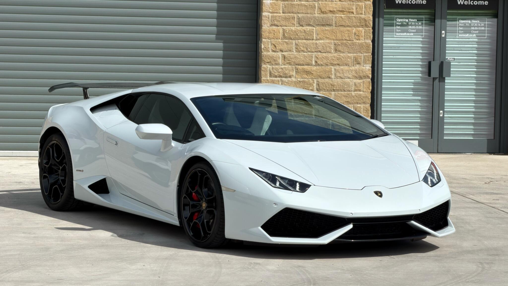 Lamborghini Huracan - Image 20
