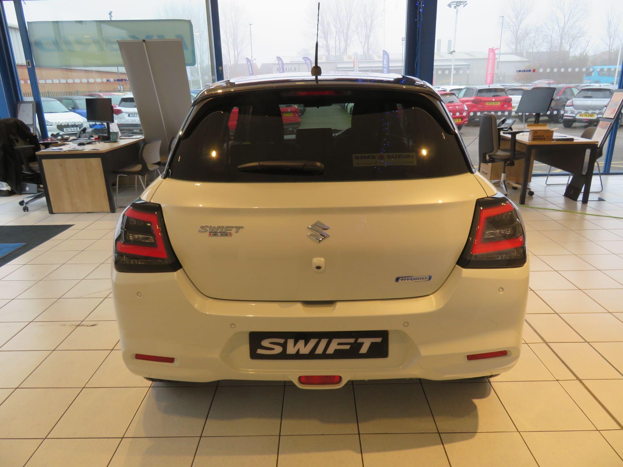 Suzuki Swift - Image 7