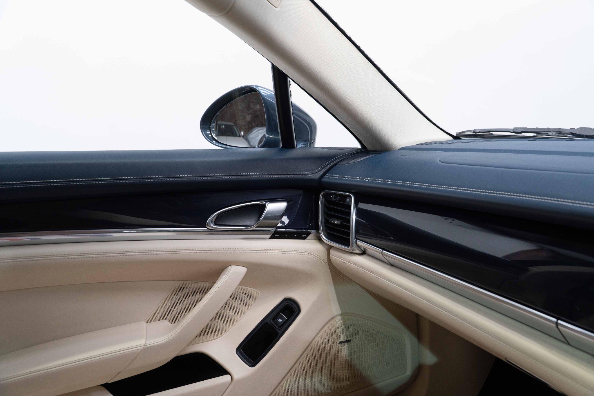 Porsche Panamera - Image 51