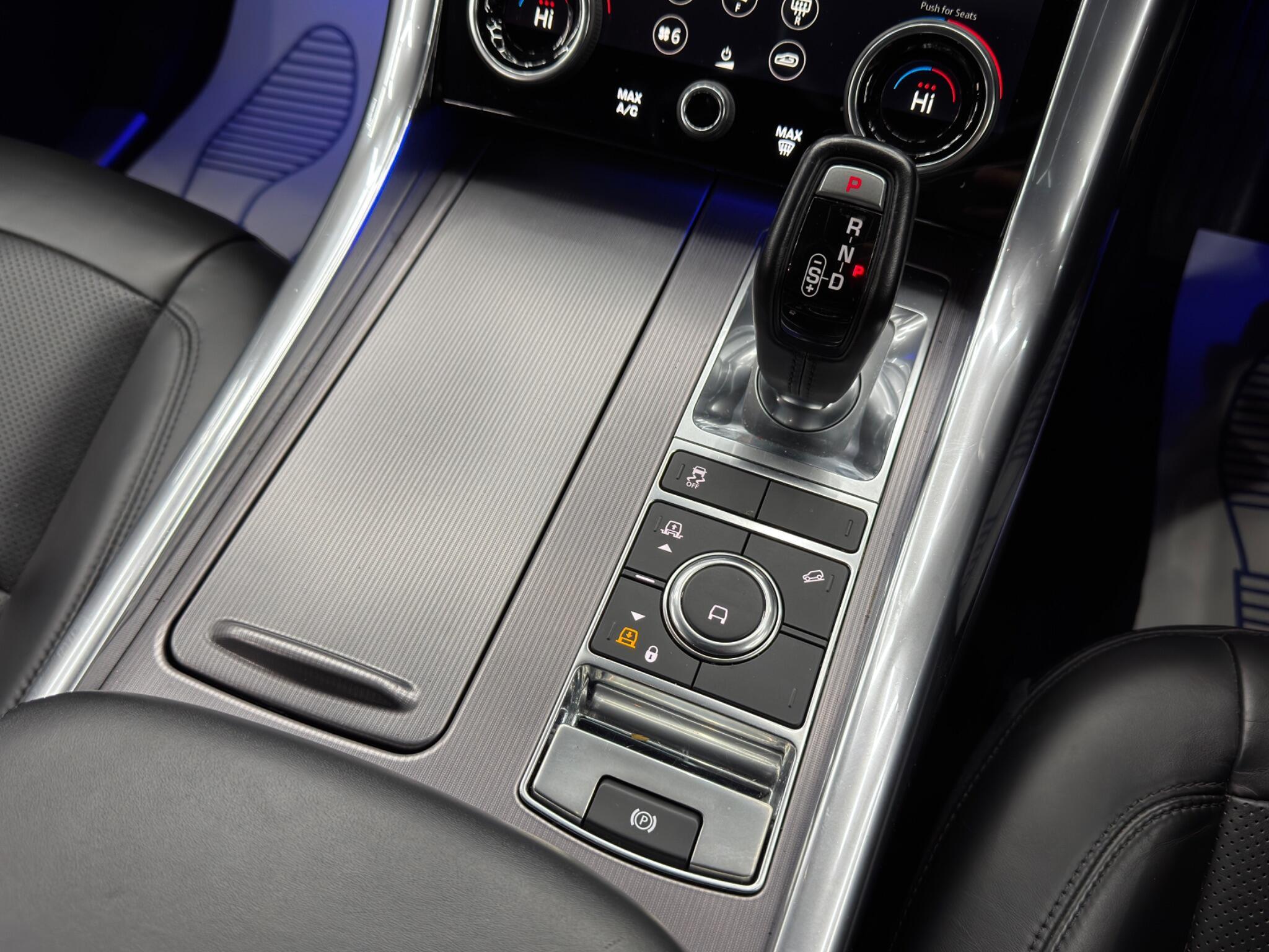 Land Rover RANGE ROVER SPORT - Image 24