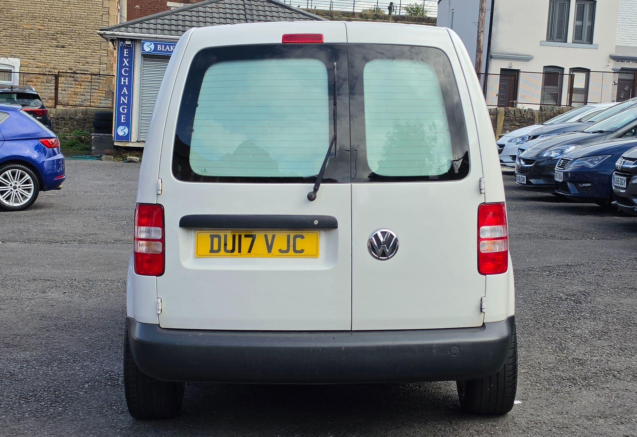 Volkswagen Caddy - Image 6