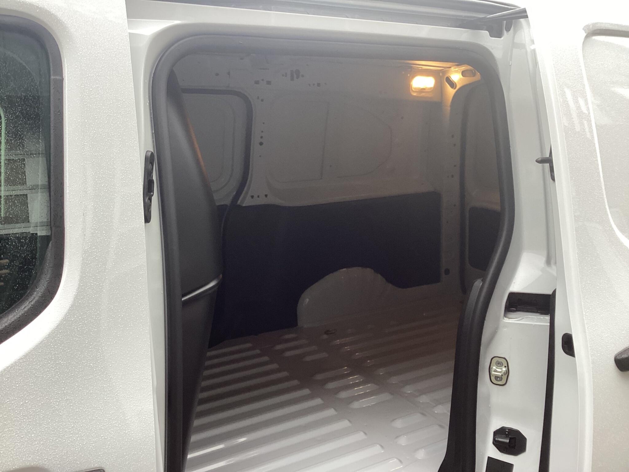 Fiat Doblo - Image 16