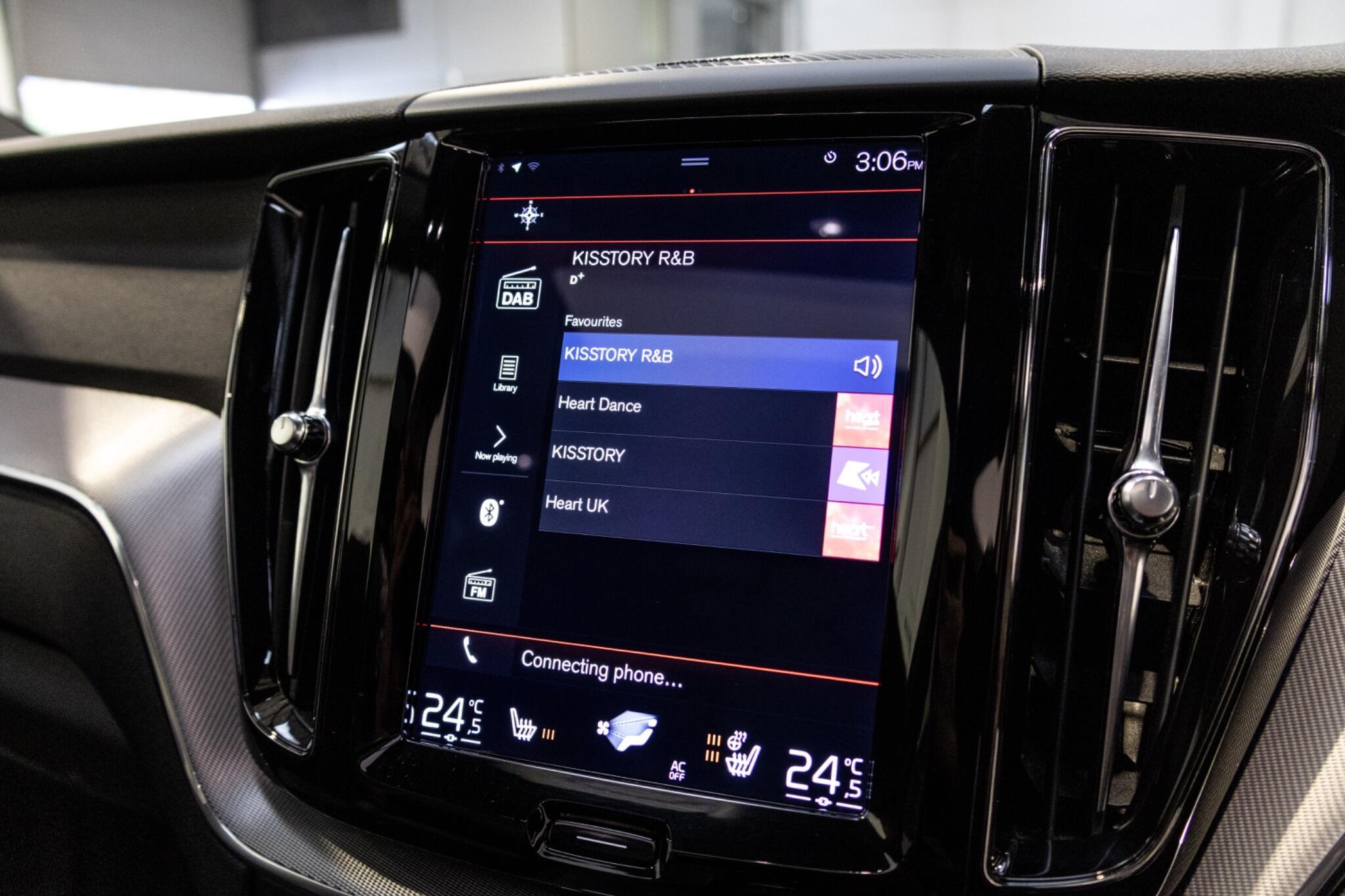 Volvo XC60 - Image 26