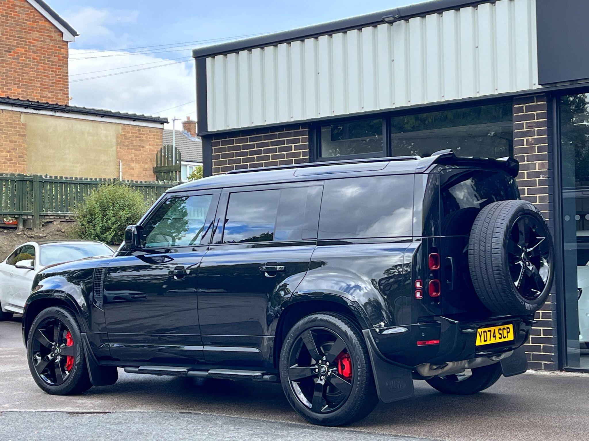 Land Rover Defender 110 - Image 4