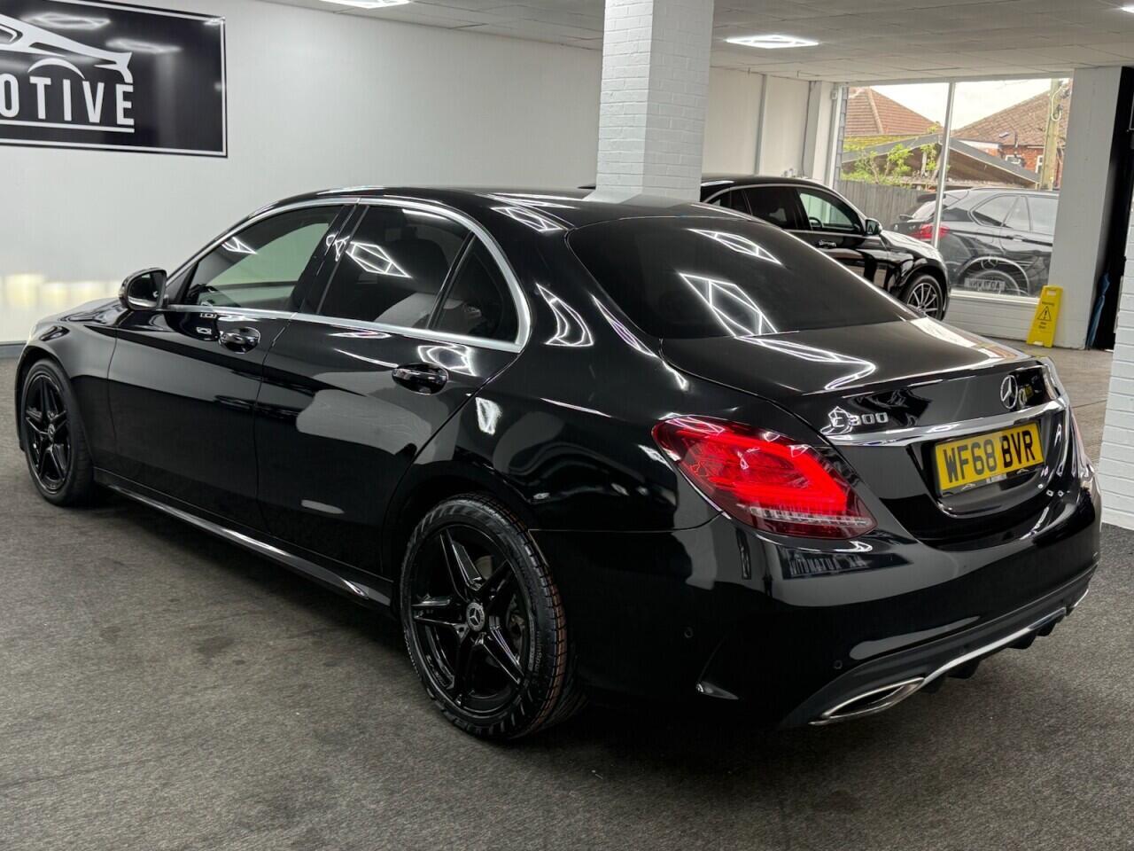 Mercedes C-Class - Image 9