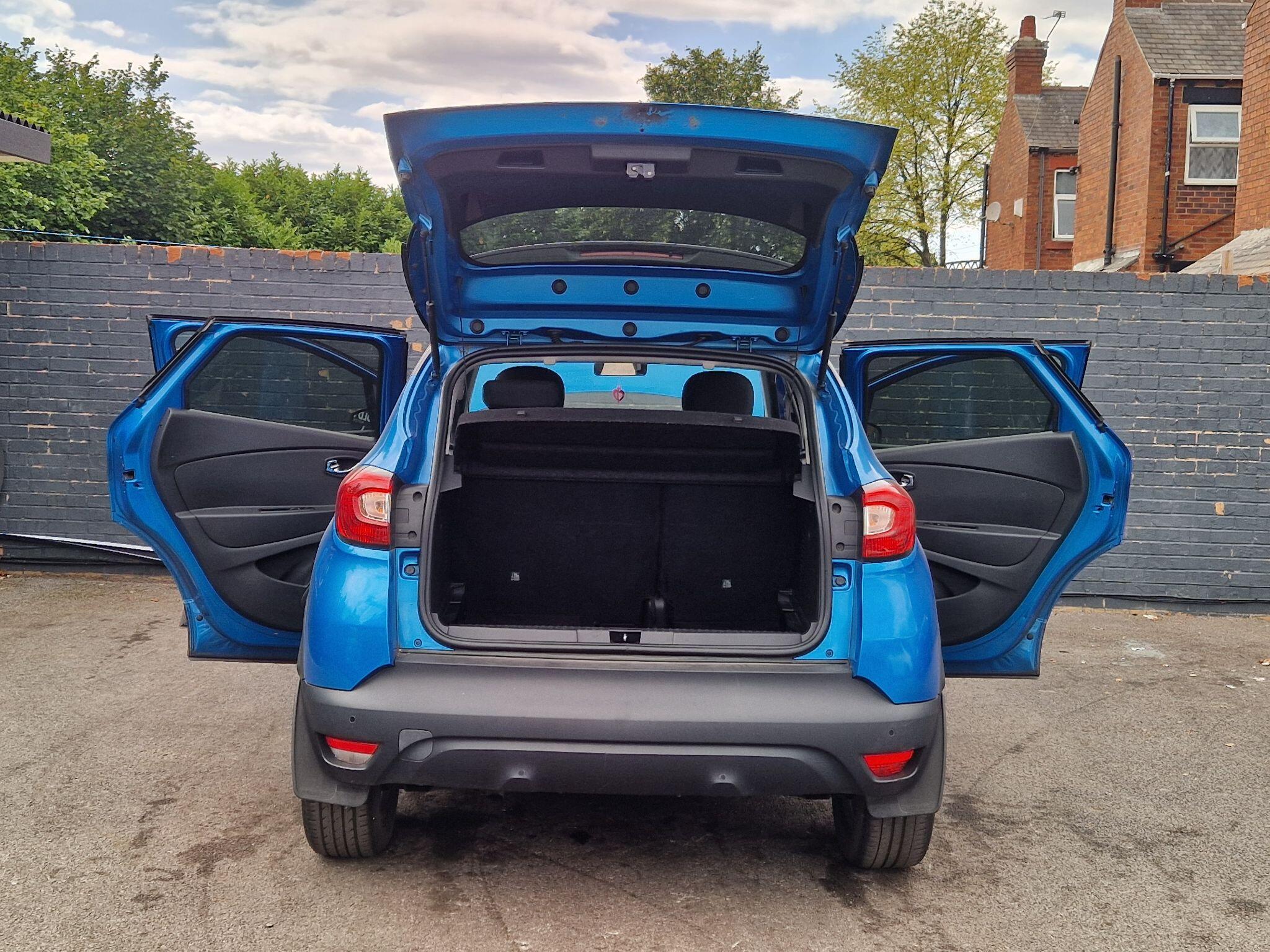 Renault Captur - Image 20
