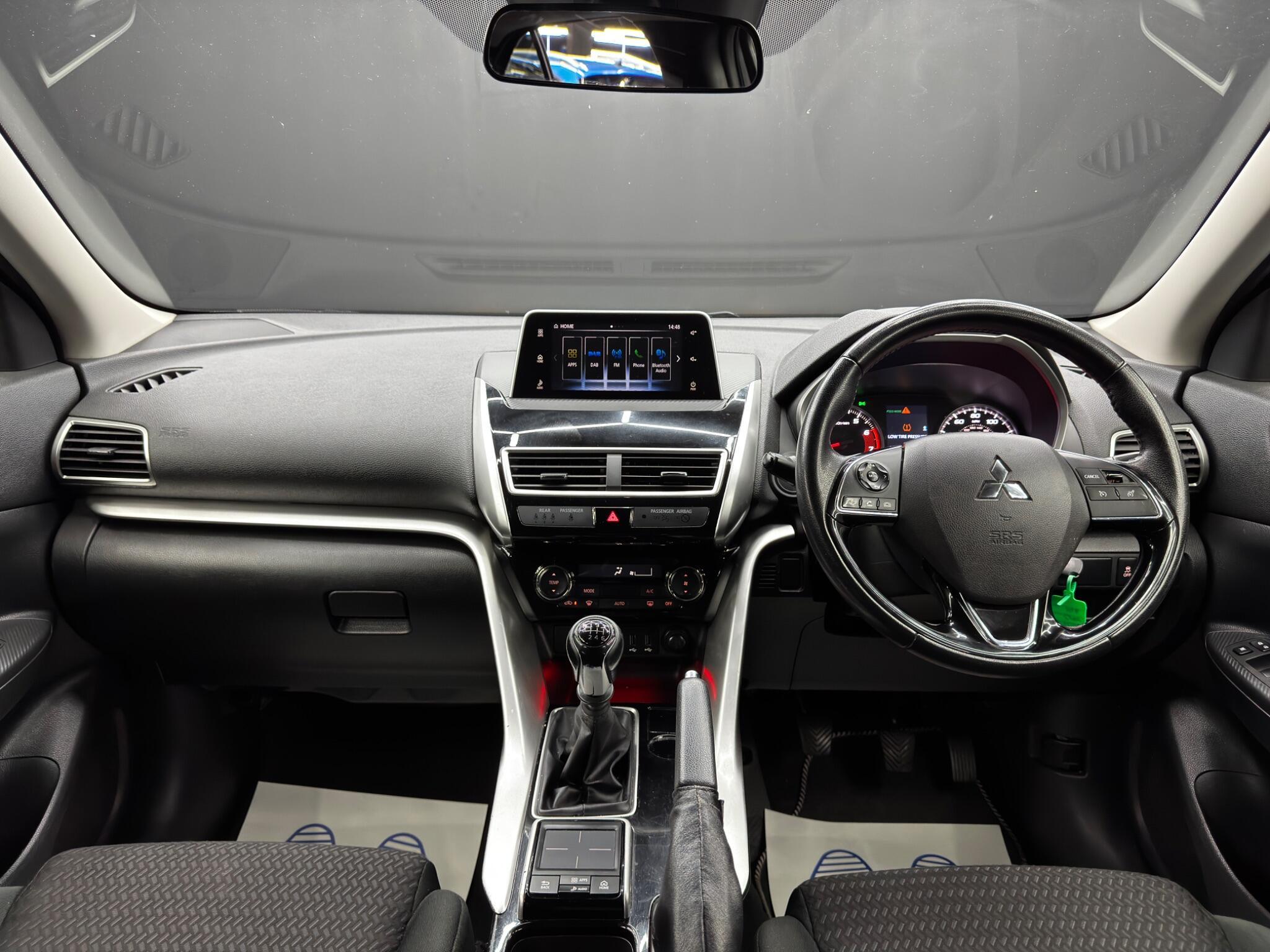 Mitsubishi Eclipse Cross - Image 10