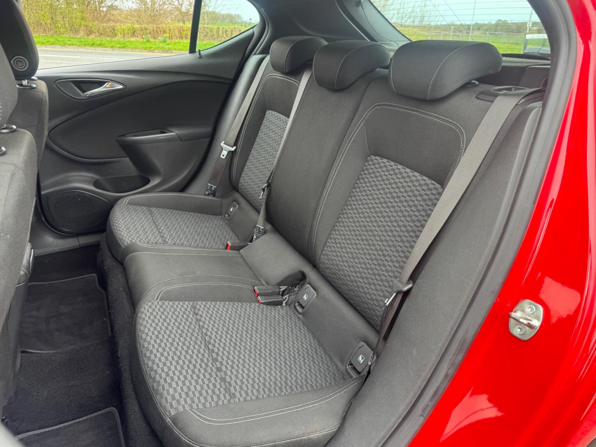 Vauxhall Astra - Image 14