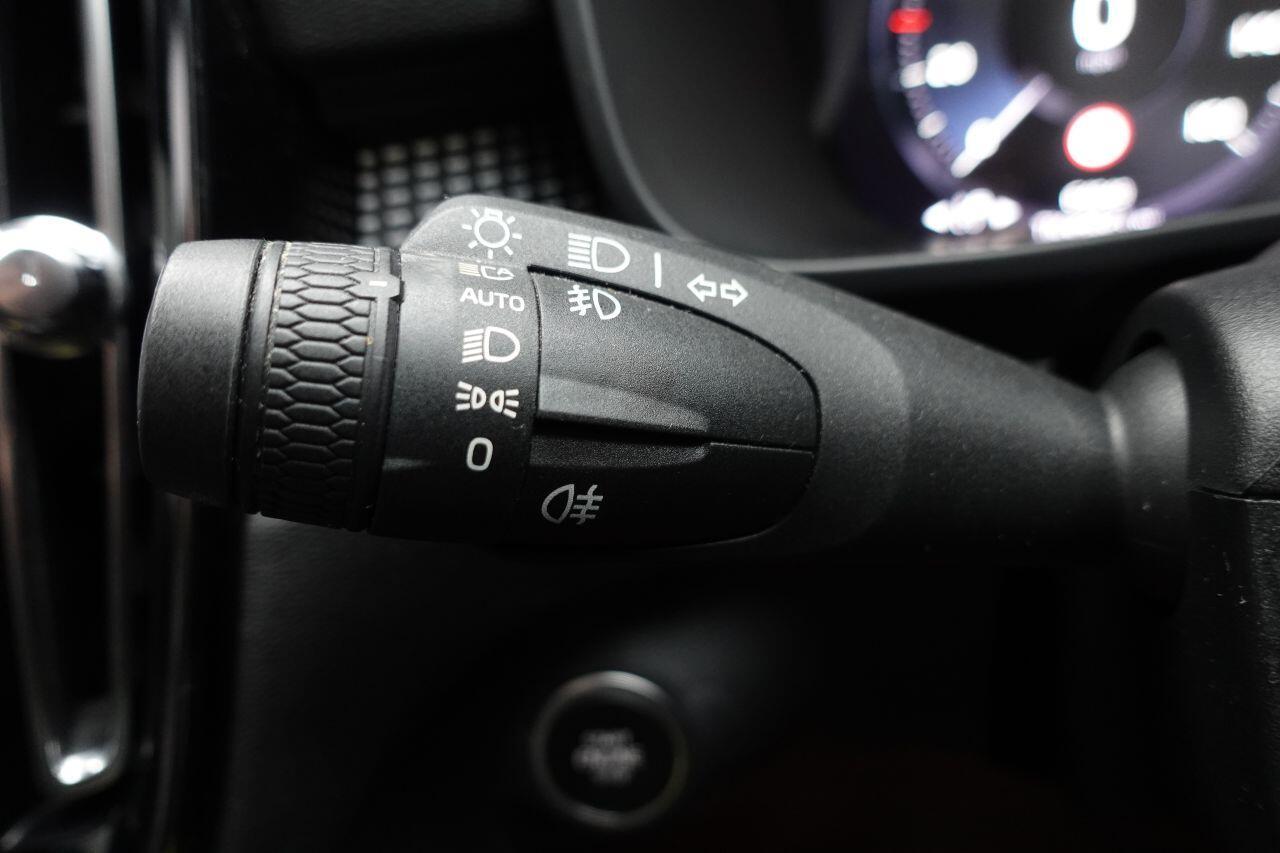 Volvo XC40 - Image 26