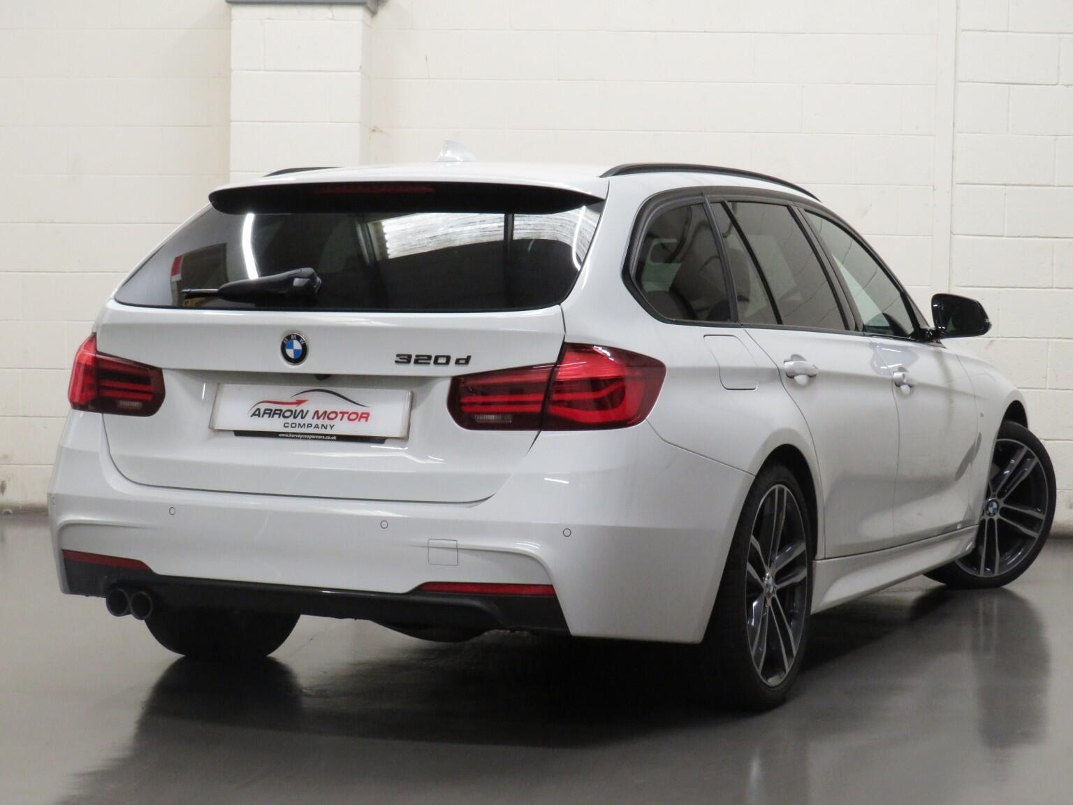 BMW 3 Series - Image 3