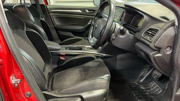 Renault Megane - Image 10