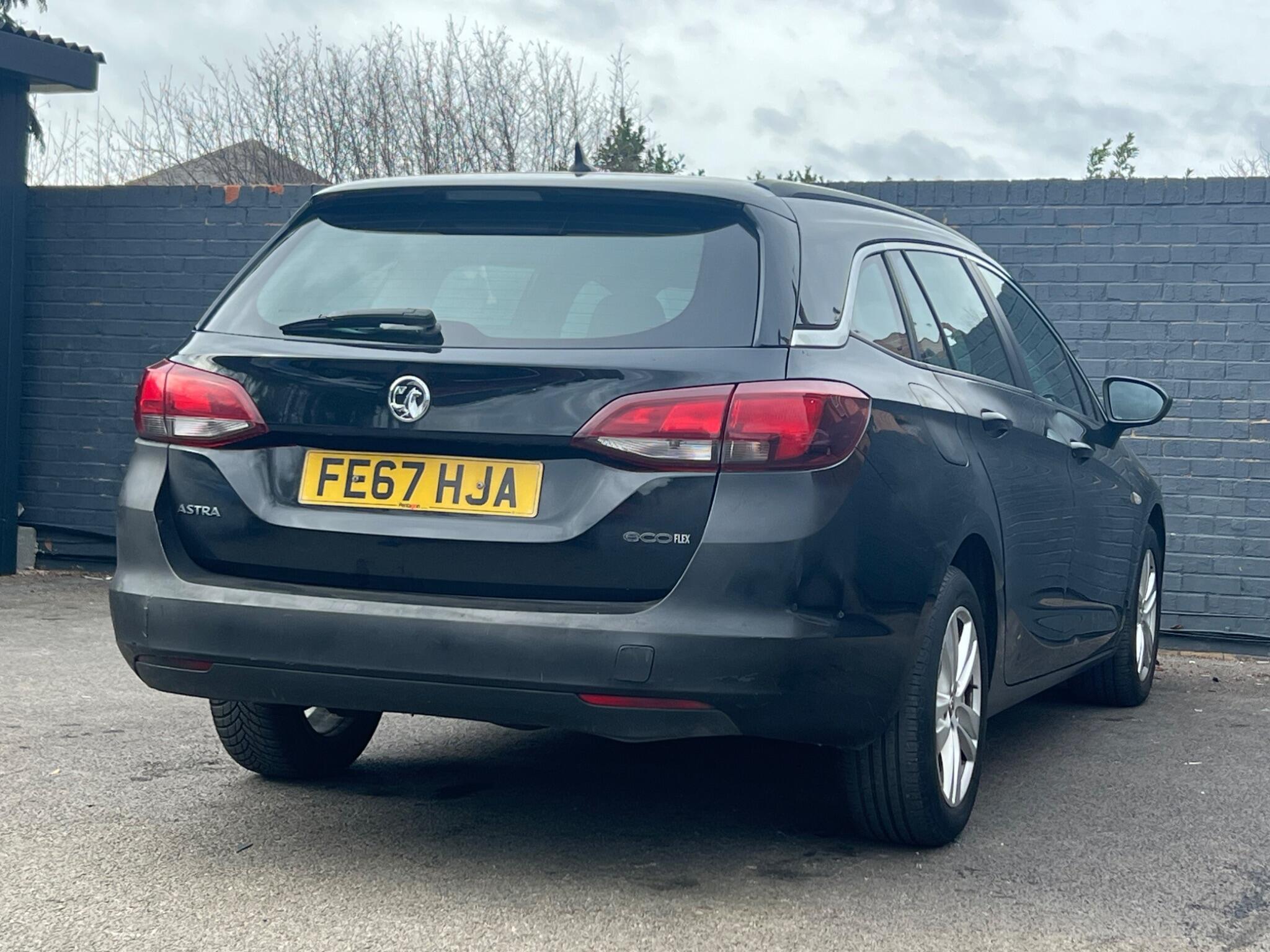 Vauxhall Astra - Image 26