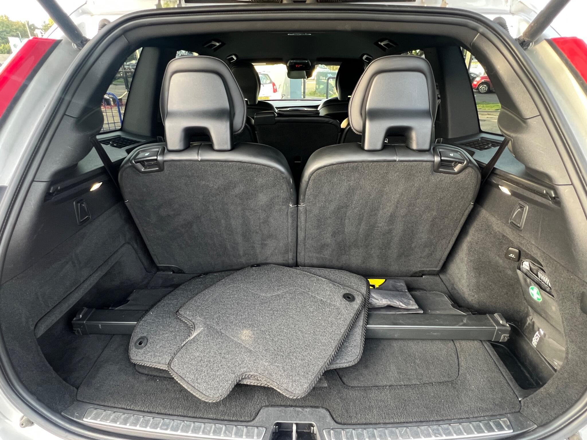 Volvo XC90 - Image 16