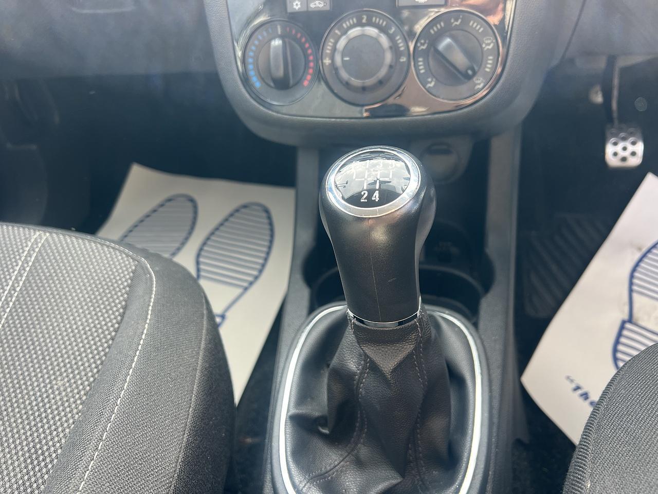 Vauxhall Corsa - Image 14