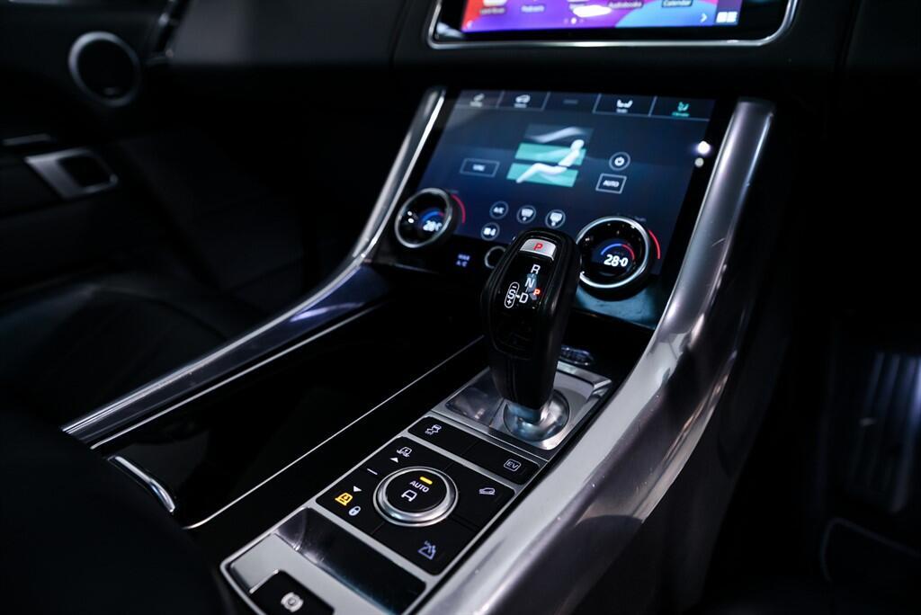 Land Rover RANGE ROVER SPORT - Image 23