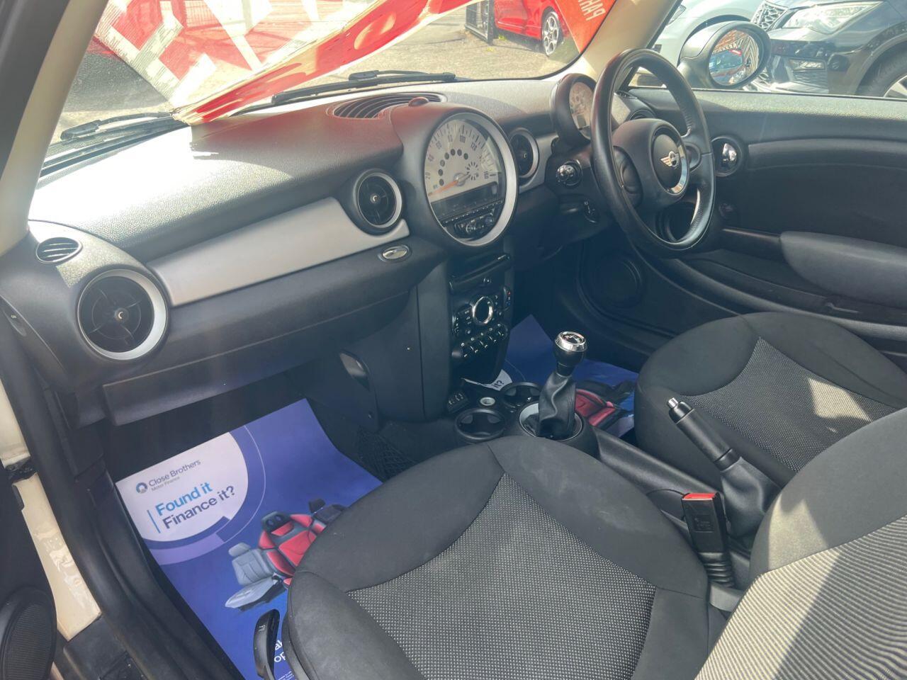 MINI Hatch - Image 14