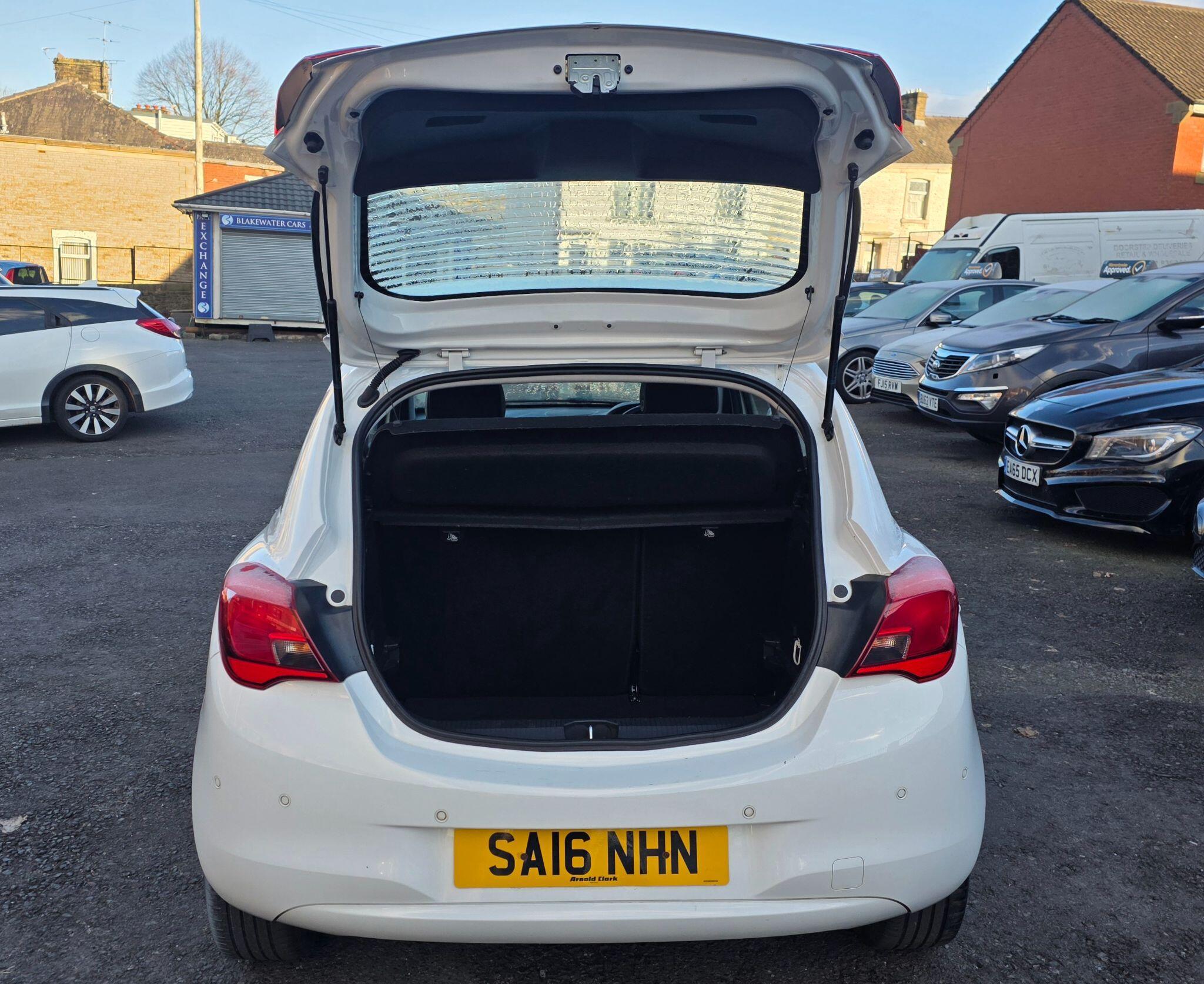 Vauxhall Corsa - Image 19