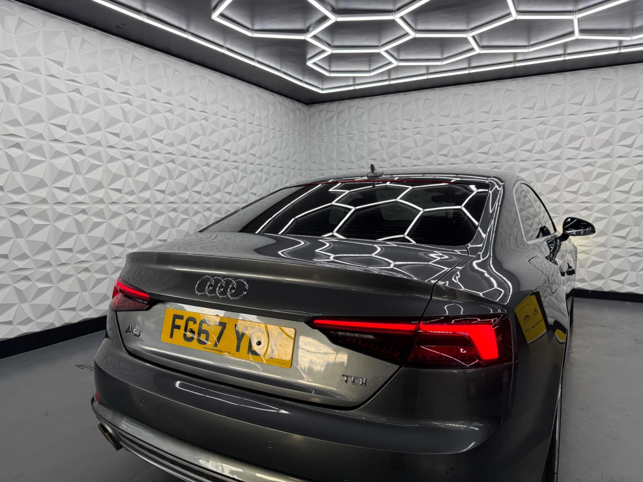 Audi A5 - Image 17