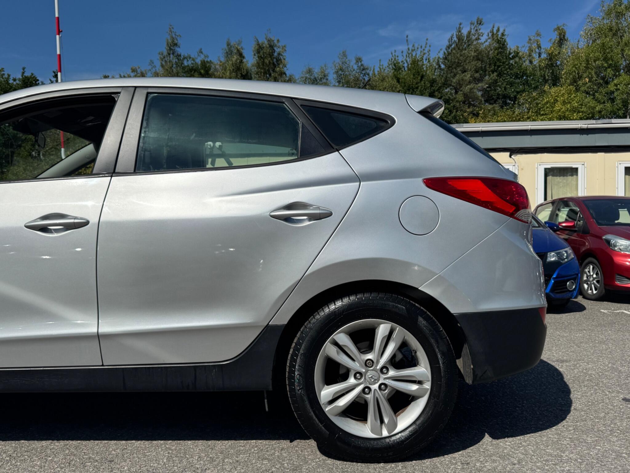 Hyundai ix35 - Image 11